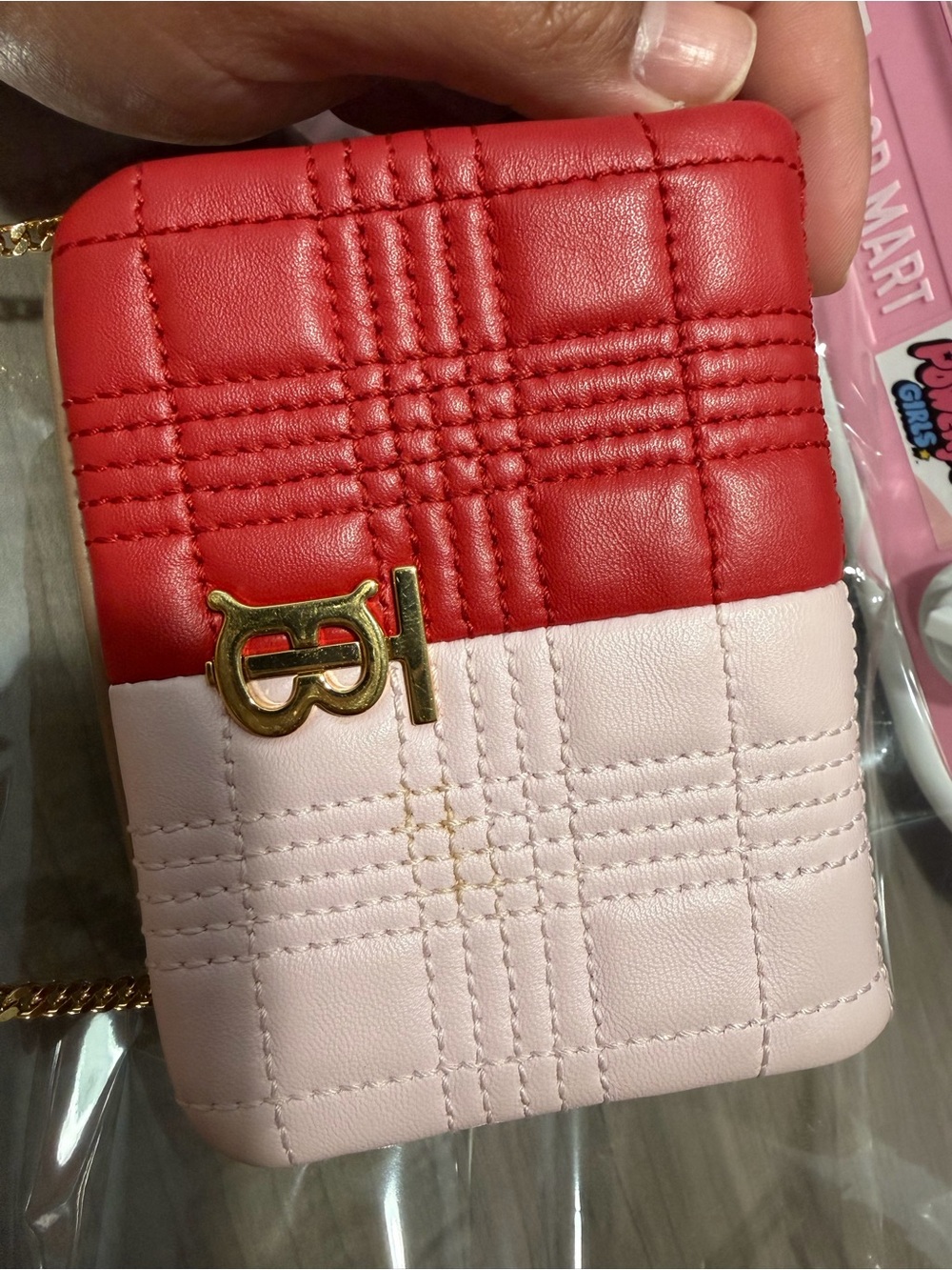 Burberry Lola leather mini bag with Gold Chain - Picture 2 of 9